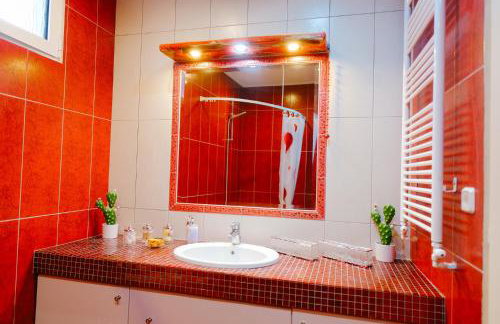Garden Beach House - Photo 46