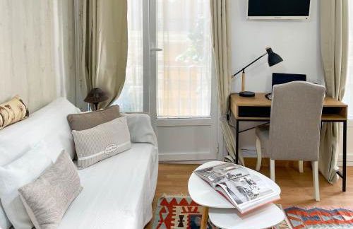 Apartamento con mucho encanto en pleno centro - Photo 3
