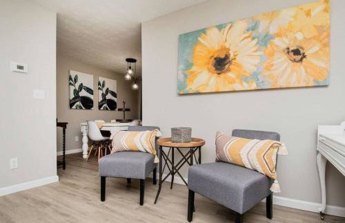 Modern Ranch near Downtown and Airport - Foto 41