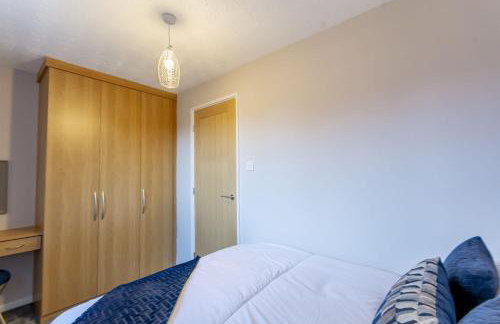 Modern 2-Bed Home with Free Parking Near Peak District - Foto 20
