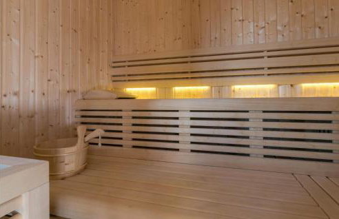 Gorgeous Home In Repusnica With Sauna - Foto 6