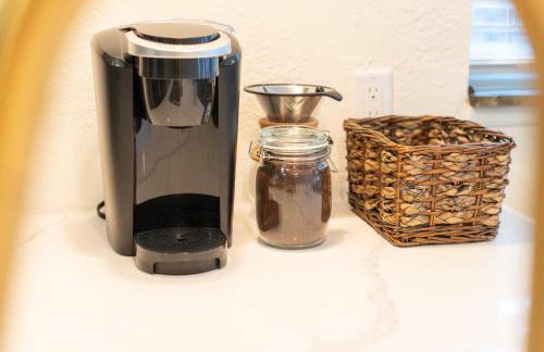 Walk to Old Town - Cozy Restored Cottage - Foto 15