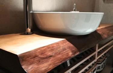 THE BOHO-CHIC OASIS, lovely city center apartment - Photo 24