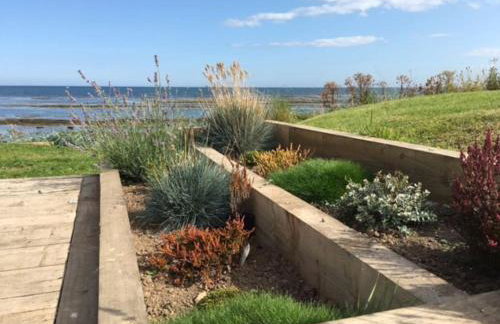 Luxurious & modern on-the-beach family retreat - Foto 41