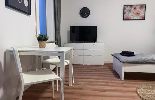 bookandstay24 Die-burg 4 Zimmerwohnung mit Küche und Balkon bei Darmstadt, Frankfurt, RheinMain Gebiet - Foto 13