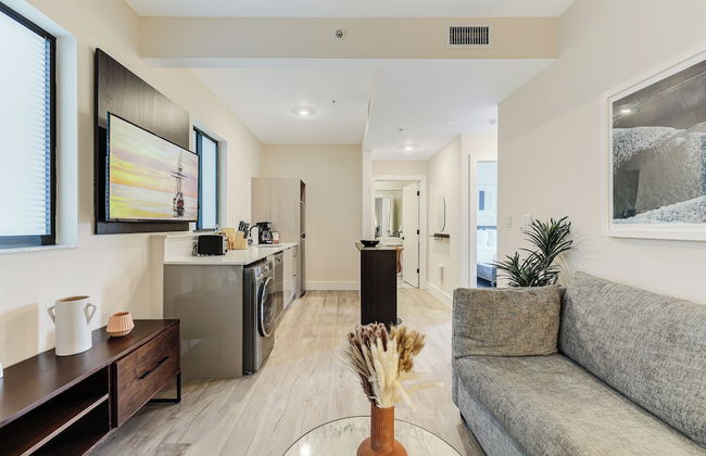 Roami at The Palace - Photo 19