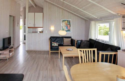4 person holiday home in Gelting - Foto 8