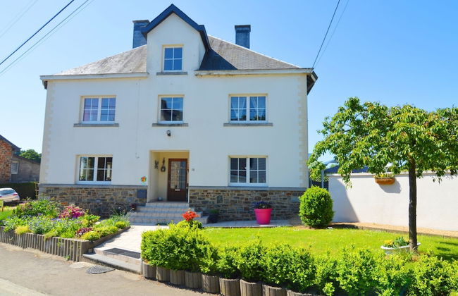 Family Home in Sainte ode - Photo 1