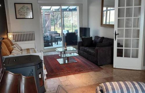 Maison avec Piscine Privée et Wifi en Dordogne - FR-1-616-501 - Foto 22