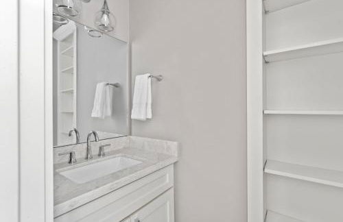 Beach view, prime location, EV charger, 6 parking - Foto 35