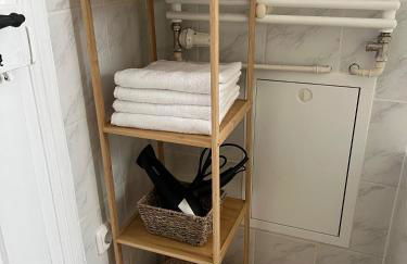 MEGHA Living - 2 Zimmer Appartments mit Küche - Zentral - Foto 64