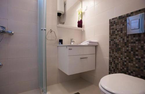 Villa Roza - One-Bedroom Apartment with Balcony - Foto 11