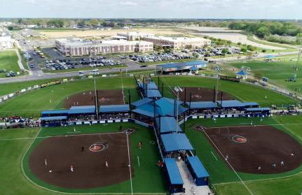 New Breezy Cottage - King Bed - Mini-Golf - Park - Foto 8