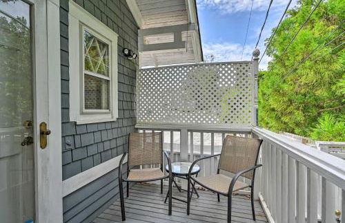 Bright Greensboro Escape about 1 Mi to Downtown - Foto 27