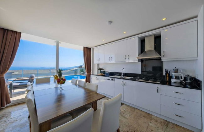 Villa Lumiere 3 Luxurious 5 bed Villa in Kiziltas Kalkan With sea Views - Photo 59