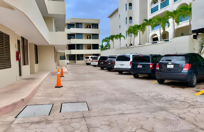 Beachfront and Ocean View Apartment - Photo 30