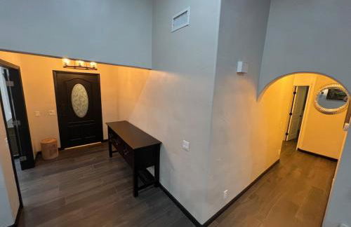 Winery Getaway with Spa and Amazing Hilltop View - Foto 23