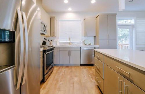 Modern Four Bedrooms House in Beaverton - Foto 21