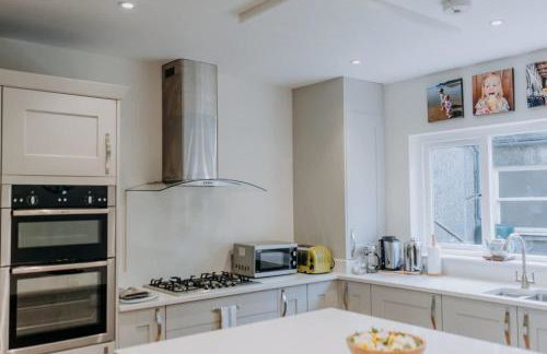 Charming St Davids Cottage with Cathedral Views - Foto 12