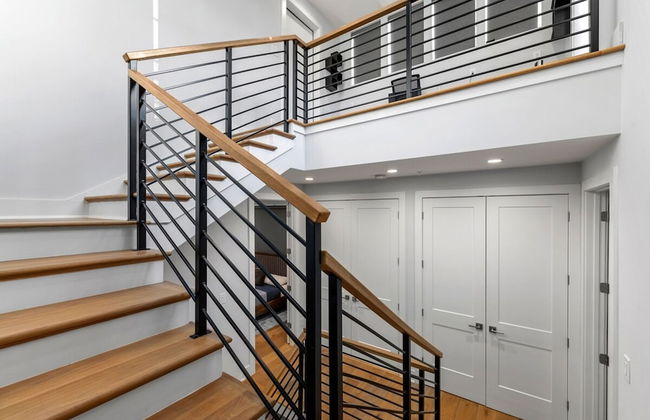 Luxurious Midtown Home Rooftop Views by Silverx - Foto 23