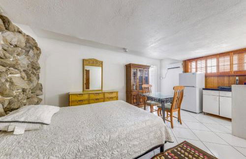 5 Mi to Hollywood Blvd! Miramar Apt with Shared Pool - Photo 6