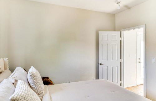 North Las Vegas Home with Hot Tub - 14 Mi to Strip! - Foto 10