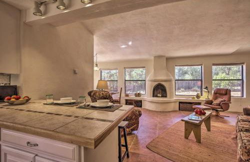 Artists Retreat with Pecos National Park Views! - Foto 10