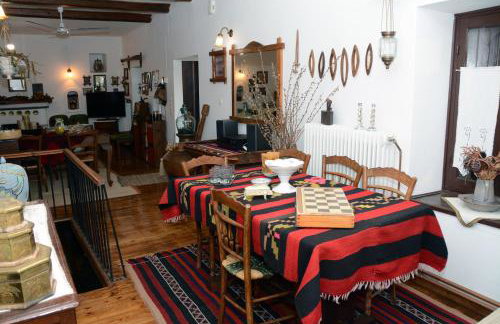 Giorgos' & Noula's Cottage in Desfina village- near Delphi - Foto 23