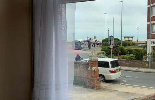 OceanNest-3 Bedroom Apartment free parking, EV 22kW - Foto 30