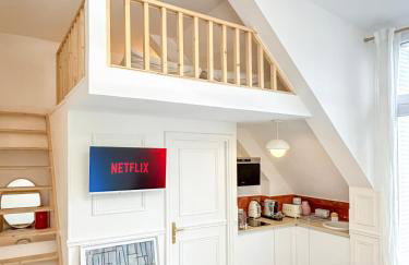 LV2 Au cœur de l'Avenue des Champs-Elysées Arc de Triomphe - Photo 13