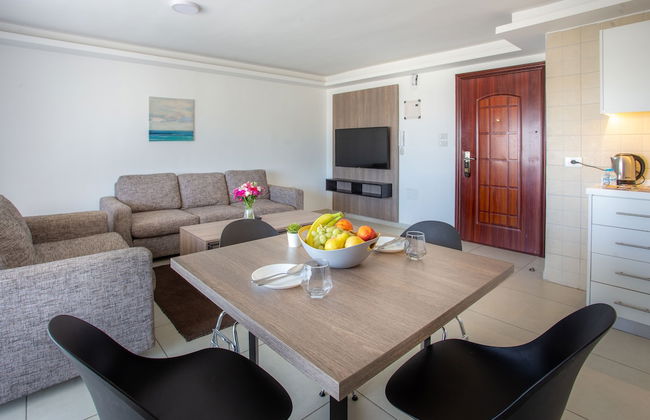 Triple A Hotel Apartments - Photo 12