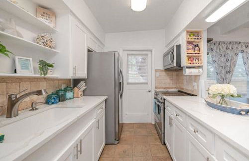 Knot Bay Haven, Dog Friendly, Hot Tub, Fenced yard, Patio and Grill, 3 BR - Foto 14