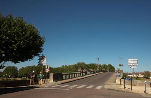 Appartement A-Mi-Chemin - Centre-ville de Tournus - Foto 17