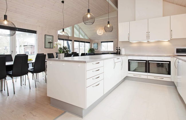 18 Person Holiday Home in Hojby - Photo 22