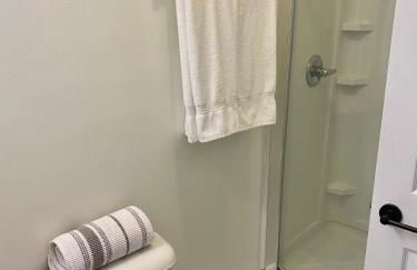 Pack your bags and leave tonight! - Foto 30