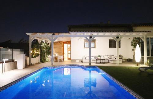 Villa de Lujo cerca del mar y piscina climatizada - Foto 13