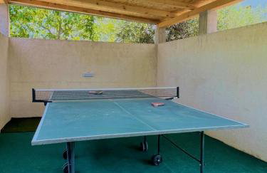 Stone & Sun Retreat with Private Pool - Foto 47