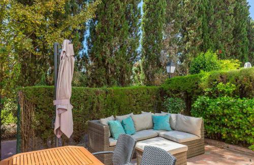 Charming Beachside Townhouse in San Pedro A Lovely Retreat Steps from the Shore - Photo 24