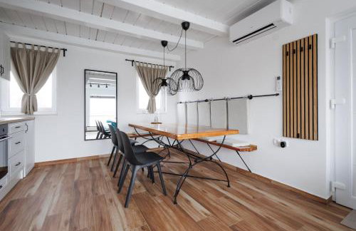 Franc Holiday House With a Spacious Terrace, Hot Tub And Sauna - Foto 18