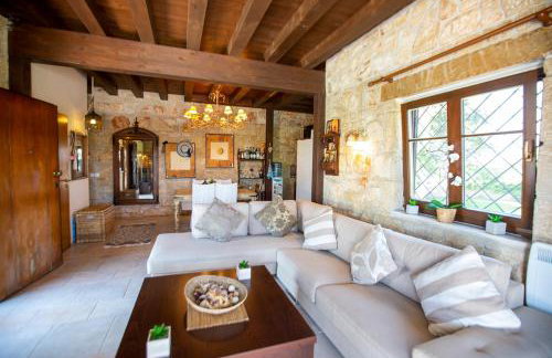 Eco Stone Villa with Private Pool and Jacuzzi - Foto 38