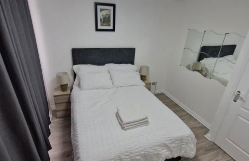 Cosy and Luxurious Home - Photo 15