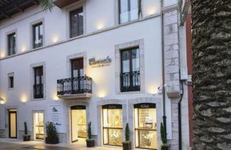 Apartamentos Centro Llanes - Foto 1