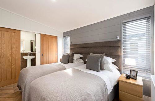 Shropshire Lodges - Romantic Luxury Hot Tub Breaks - Foto 9