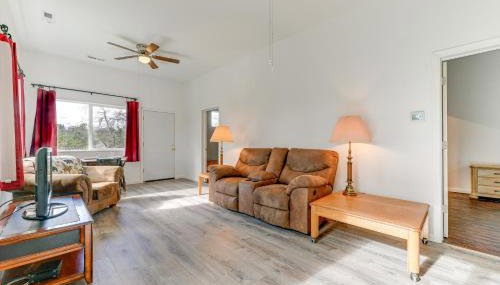 Charming Grants Pass Cottage with Patio and Gas Grill! - Foto 5