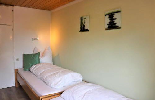 Wohnung #5 mit Balkon - zentrale dennoch ruhige Lage mit Terrasse - Stadtbus vor der Tür! - Foto 15