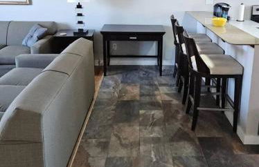 New Modern 2 BR in Excellent Location (201) - Foto 12