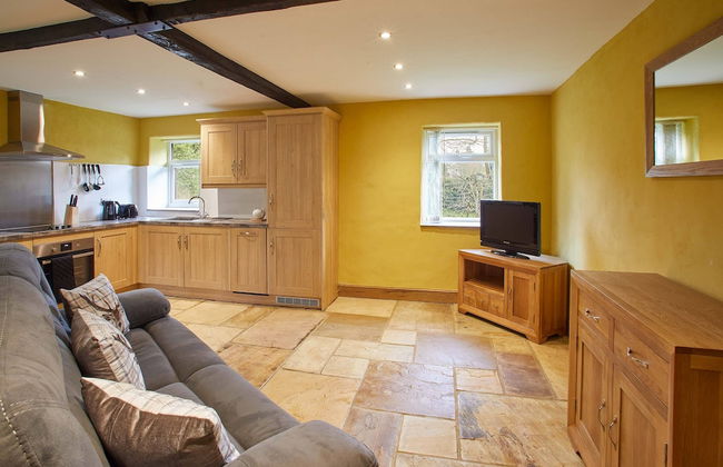 Snowdrop Cottage - Photo 10