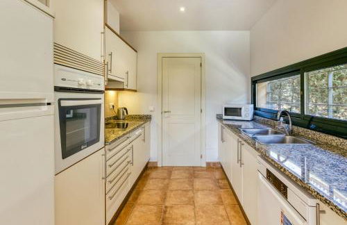 Family villa in Torremirona Resort - Foto 9