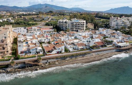 Beautiful beach house in Estepona - Photo 28