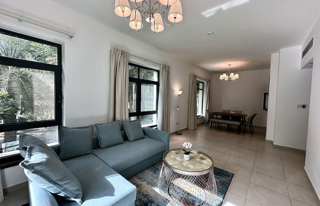 Lux BnB Travo Tower I Private Garden I Lake View - Photo 19